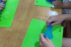 7月23日(水)　キッズルーム「スライム遊び・お店屋さんごっこ」参加者募集のお知らせ